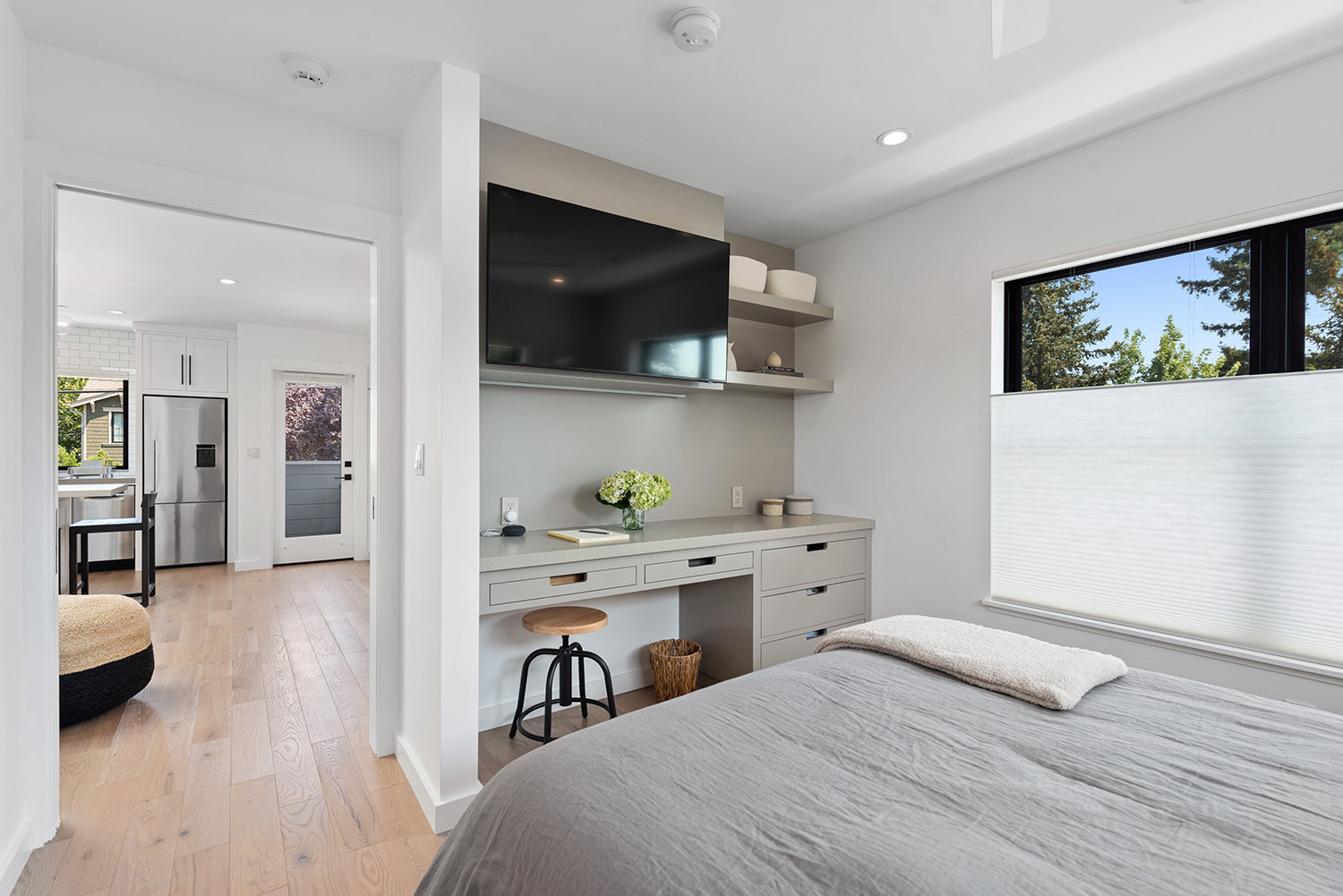 Lincoln Street ADU bedroom with built-in desk