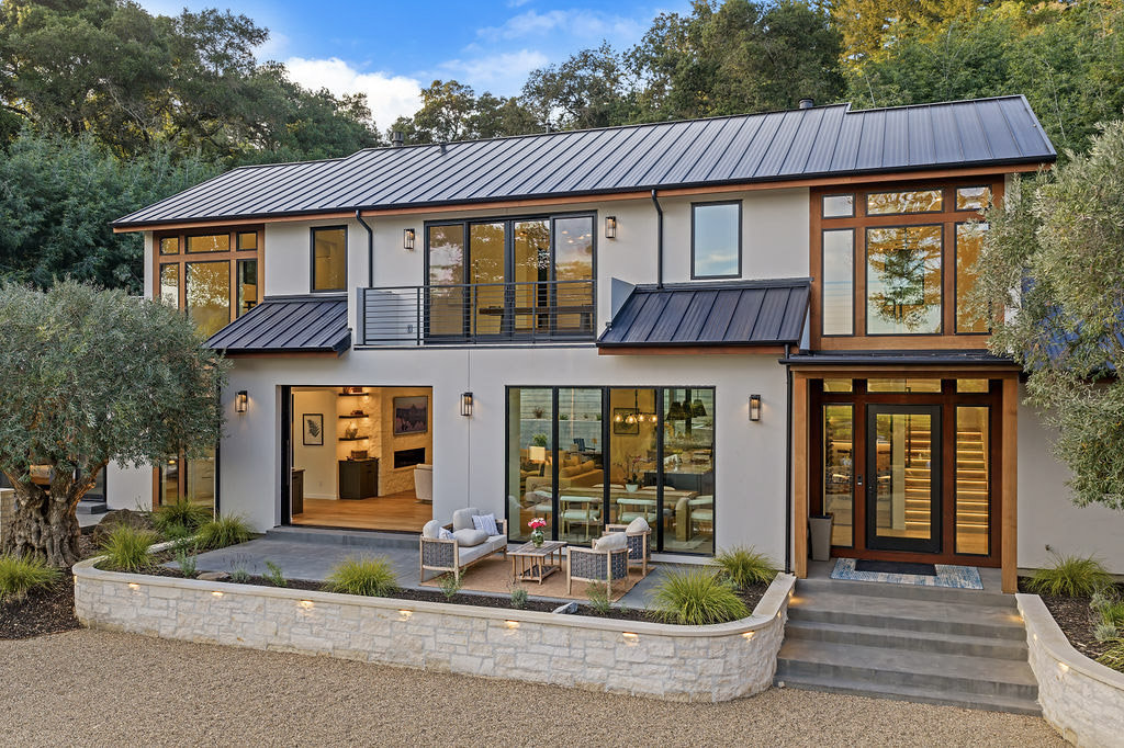 Dry Creek Residence entry terrace