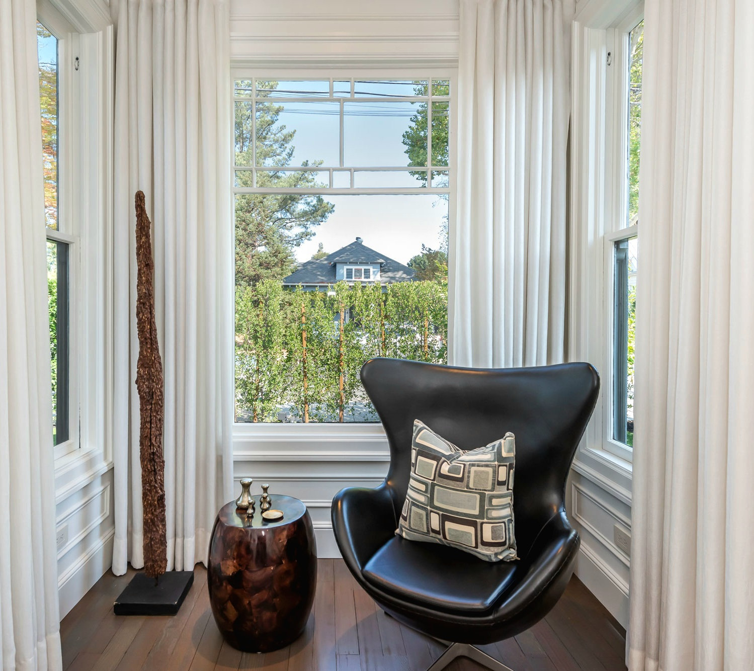 Bay window sitting area